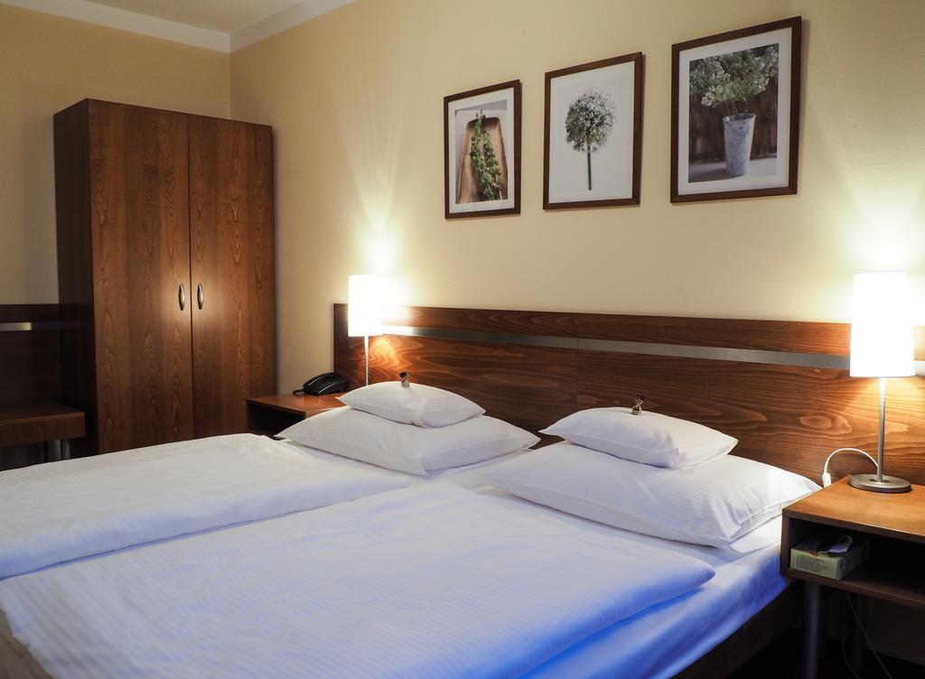 Hotel Cvilin Krnov Exterior photo